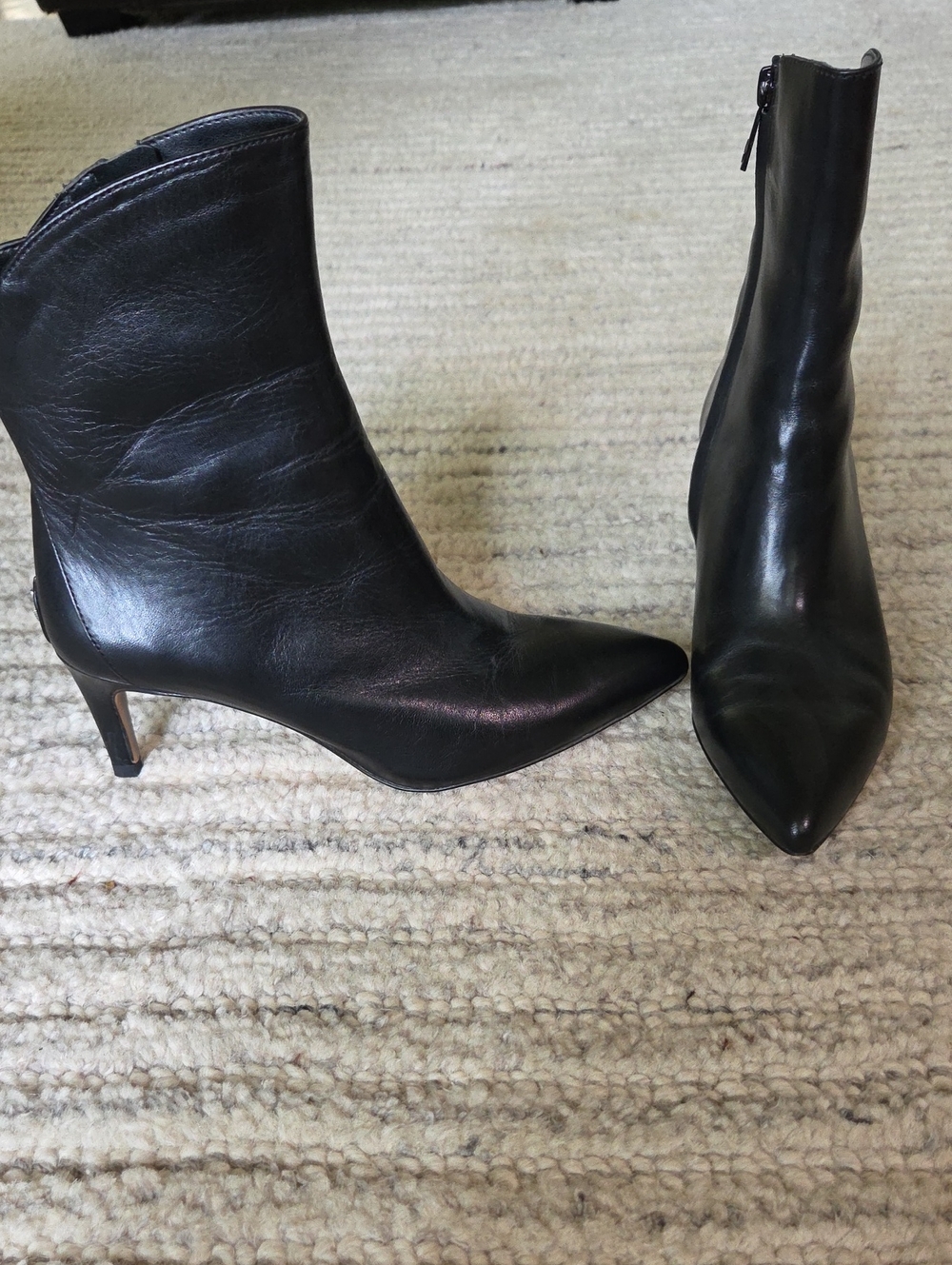 Sam Edelman Black Pointed-Toe Leather Kitten Heel Ankle Boots